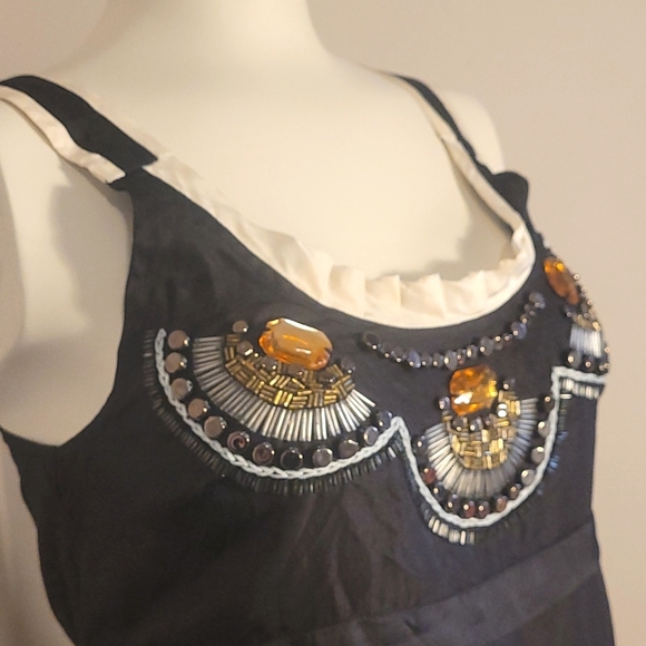 Guess 100% silk beaded top - Picture 2 of 9